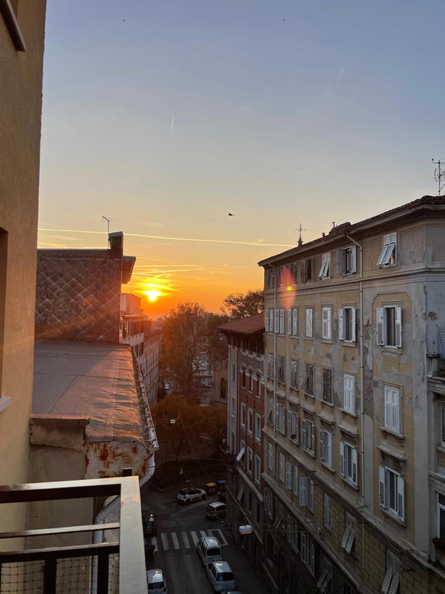 Sunway Apartment Trieste Eksteriør billede